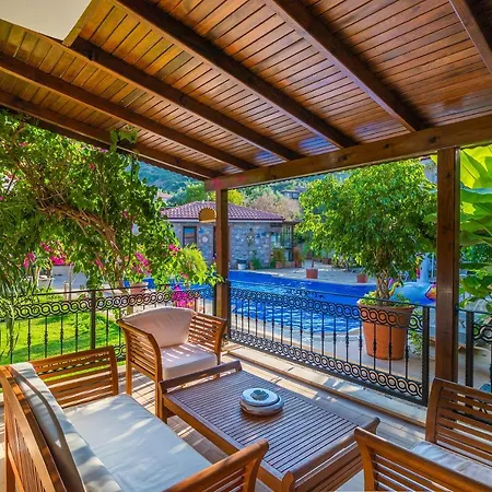 ゲストハウス Mavi Deniz