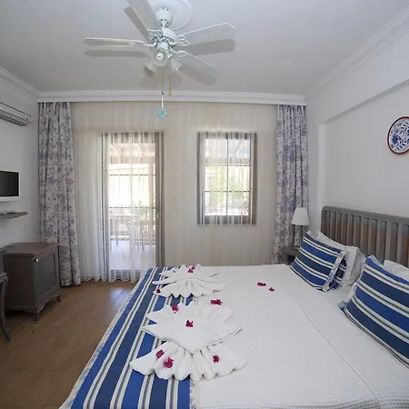 Mavi Deniz セリミエ