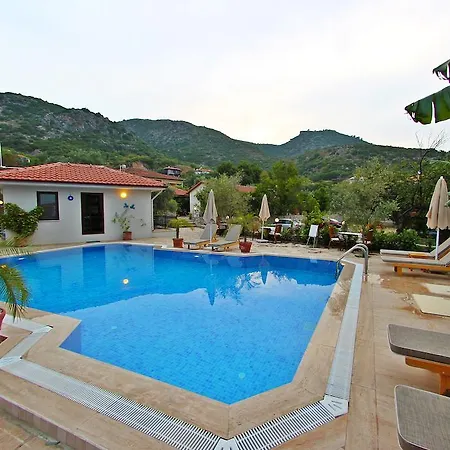 Mavi Deniz Guest house *