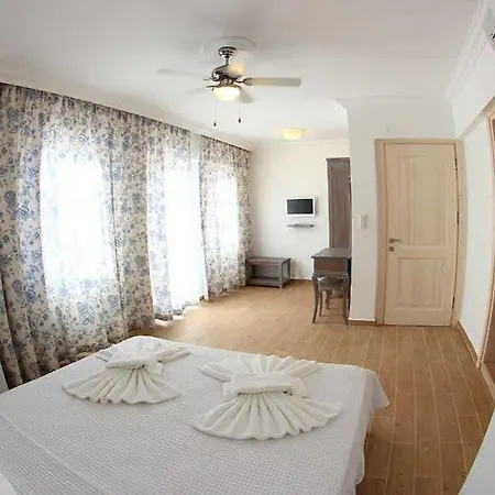 Mavi Deniz セリミエ